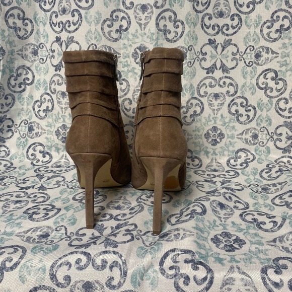 BCBGeneration Womens Peep Toe Booties Size 9 - Picture 5 of 10